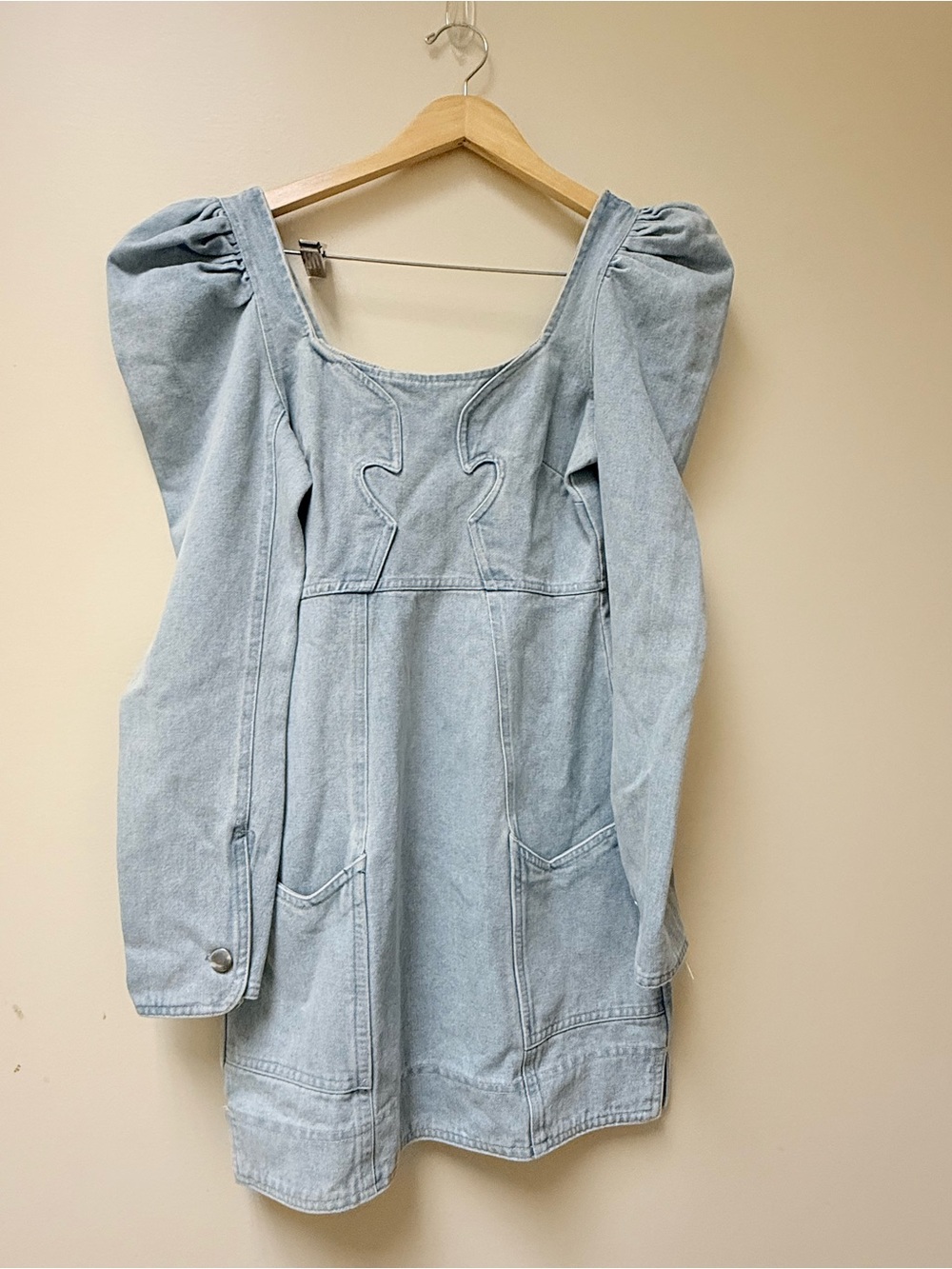 NWT 🔹For love Bell Light Wash Denim Puff-Sleeve Dress 🔷